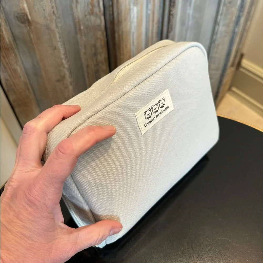 Travel Watercolor Painting Set - 42 Color Fan, Portable Brushes, Carrying Case - Picture 8 of 14